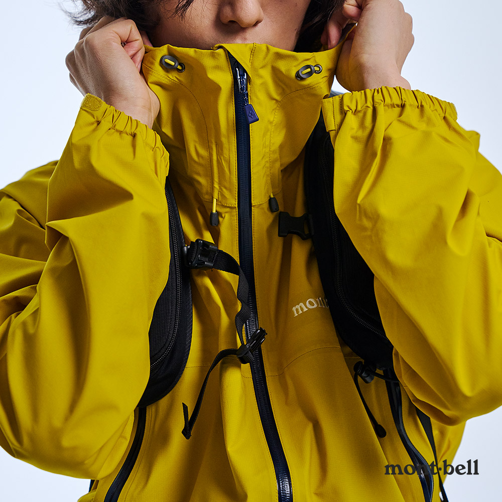 가볍고 견고한 설계, 계절을 넘는 보호력 3-Layer자켓을 지금 바로 만나보세요.